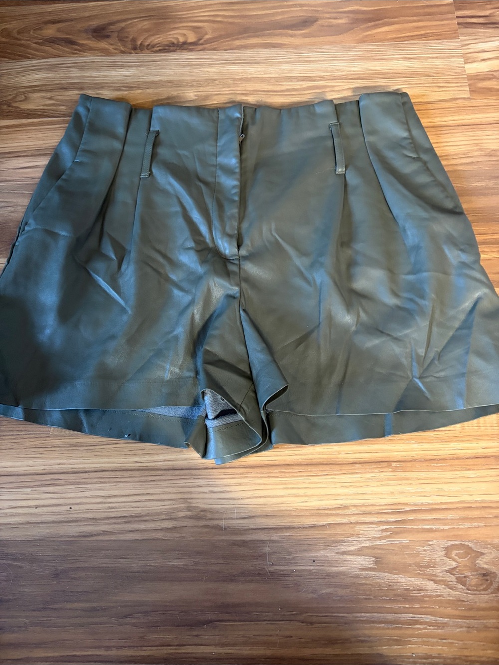 High-Waist Olive Green Women's Shorts